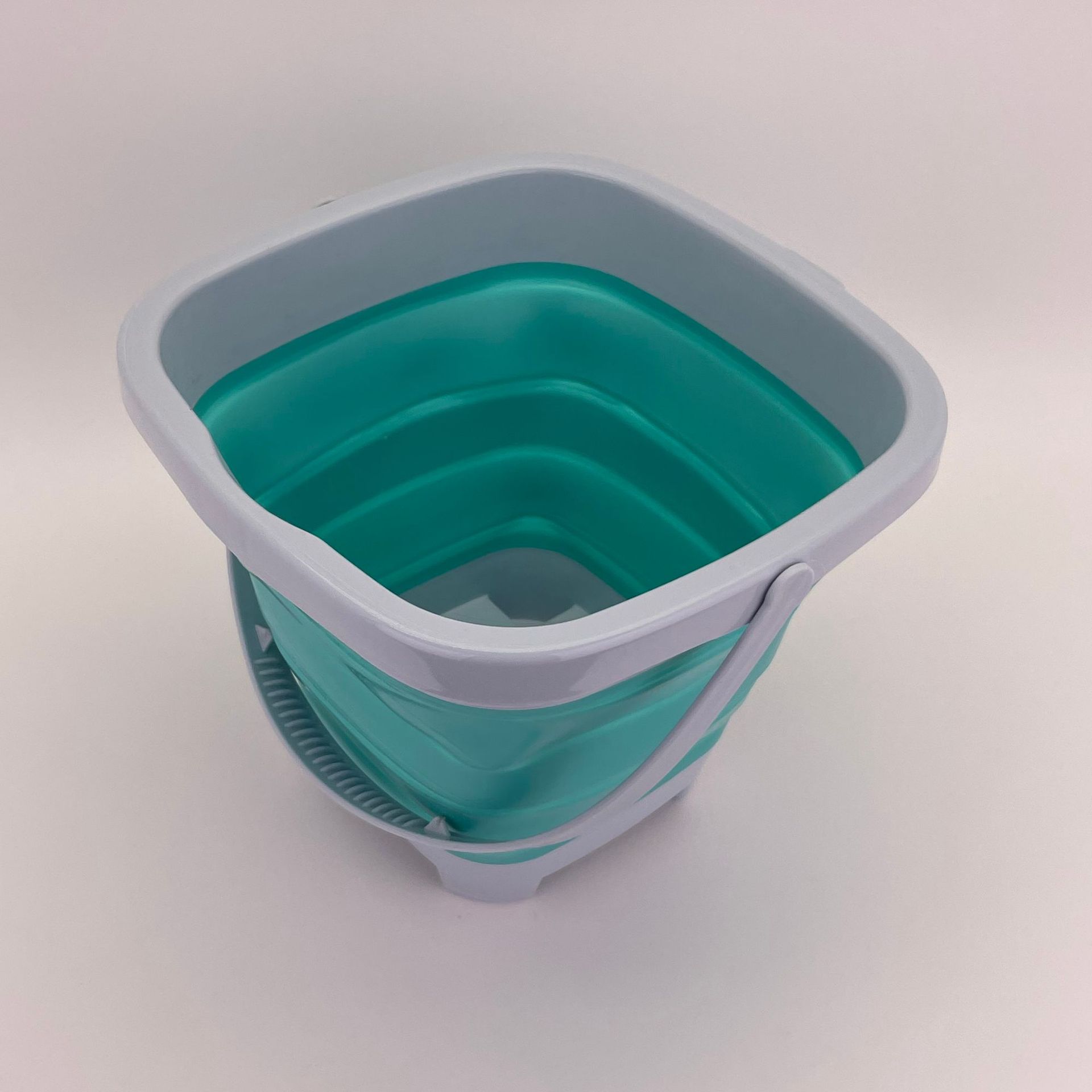 2024 juguetes de verano calientes, barriles plegables de playa junto al mar, barriles retráctiles, portátiles y fáciles de traer, plegables