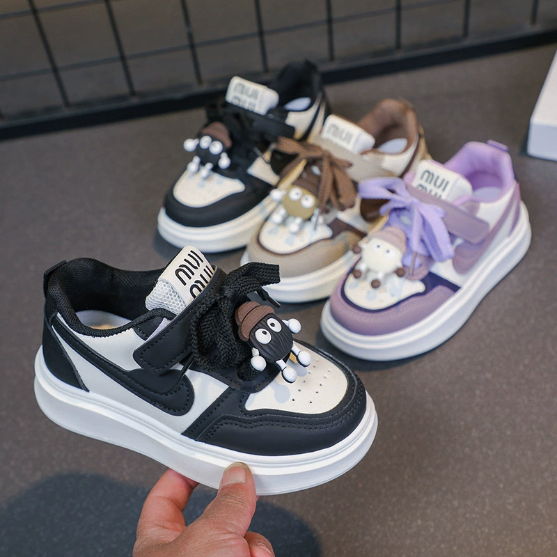 Детские кроссовки новые 2025 весна и осень удобные дышащие мальчики и девочки милые повседневные ботинки модные кроссовки детская обувь