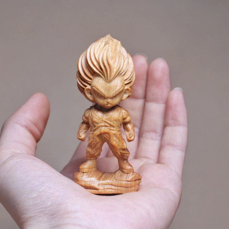 崖柏の木彫りは工芸品を飾っています。|undefined