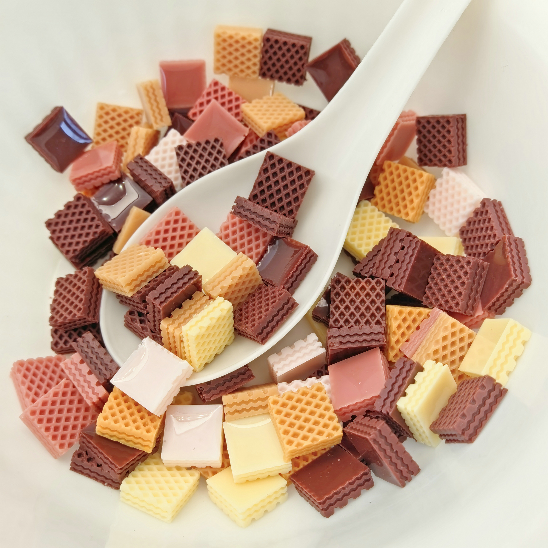 夜光diy食玩仿真威化华饼干巧克力曲奇树脂手账耳钉发饰头绳配