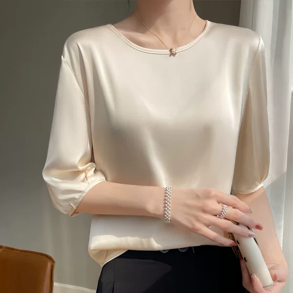 Champagne color