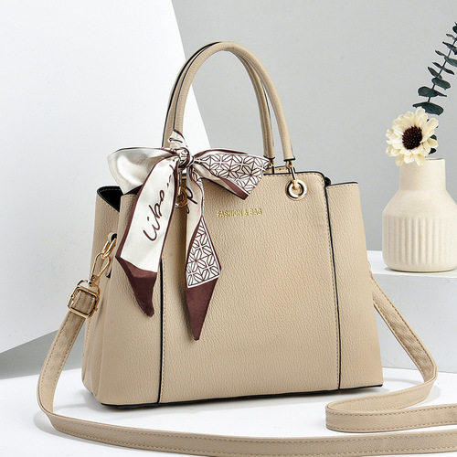 Ladies 2025 Summer Fashion Mom Bag Single Shoulder Crossbody Bag Direct Shipping Versatile Elegant