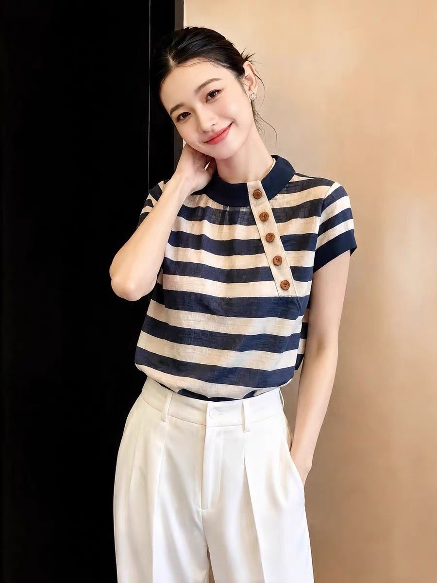 Áo thun nữ cổ tròn sọc ngang tay ngắn phong cách Hàn Quốc — sọc
