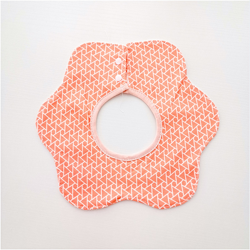 Bebé recién nacido otoño e invierno nuevo estilo flor saliva toalla algodón bebé impermeable escupir babero 360 grados rotación
