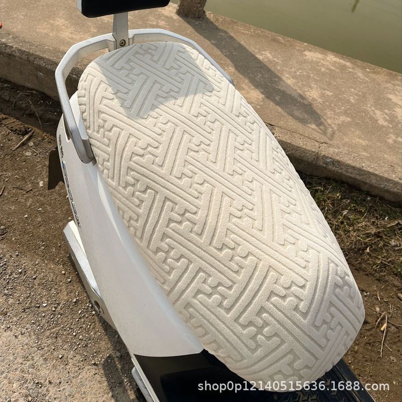 伸縮性のある火傷防止電動自動車シートカバー、電動バイクシートカバー、日焼け止め、四季通用滑り止めシートカバー|undefined