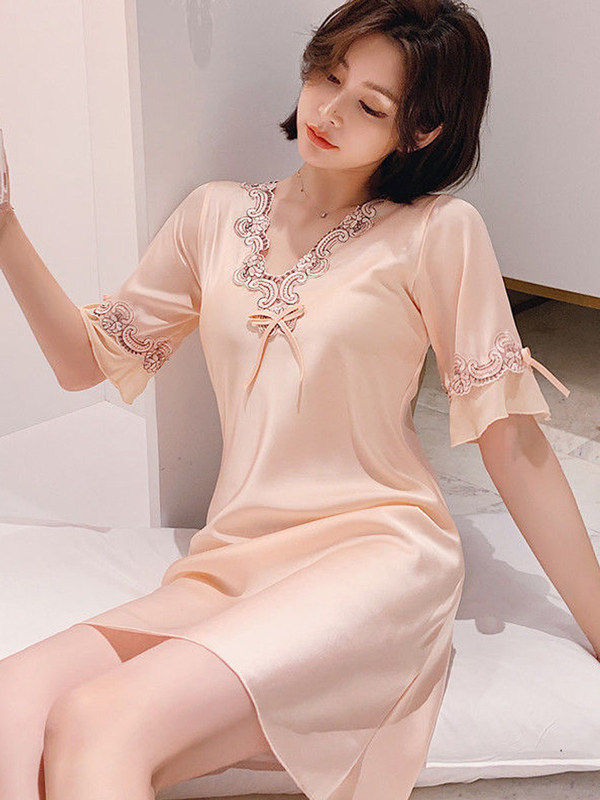 Pajamas for Women, Summer Sexy Ice Silk Thin Loose Large Size Nightgown, Spring & Fall Korean Style Silk Short-Sleeved Home Clothes Pajamas for Women, Summer Sexy Ice Silk Thin Loose Large Size Nightgown, Spring & Fall Korean Style Silk Short-Sleeved Home Clothes