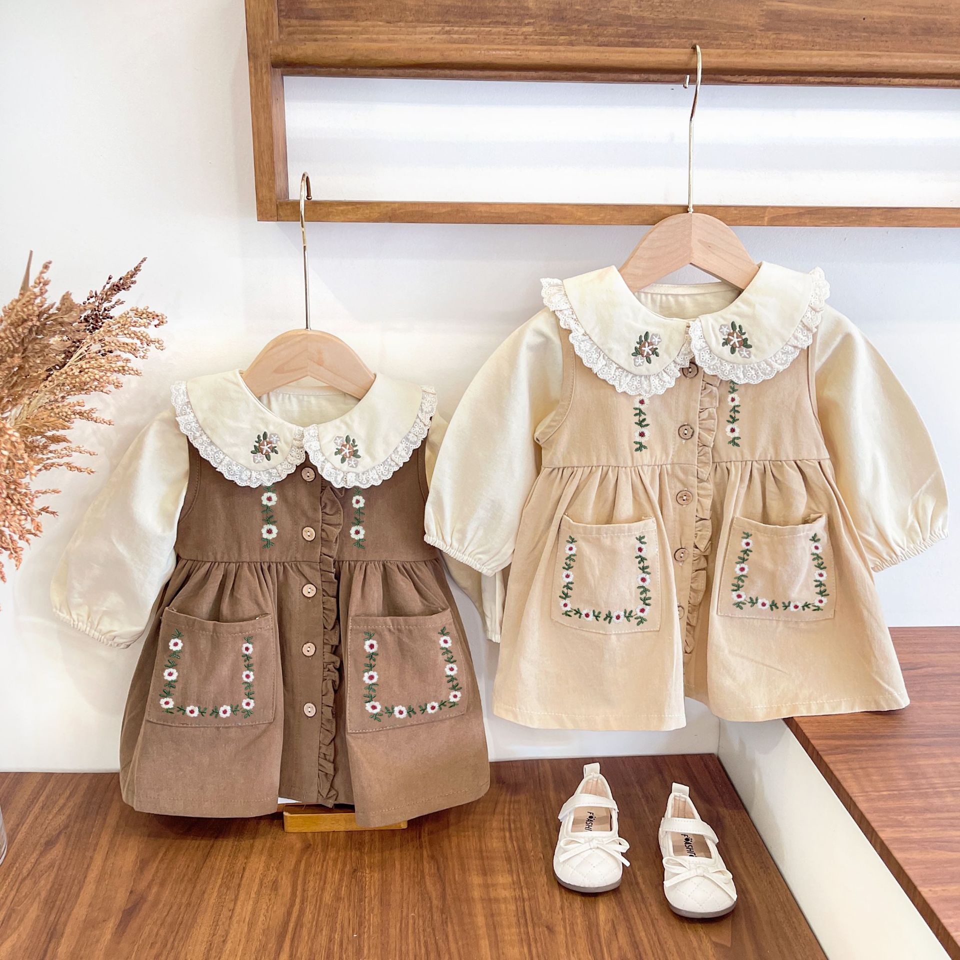 Girls' Dress Autumn 2026 New Children's Clothing Two-Piece Set Fashion Ruffled Forest Style Tank Dress