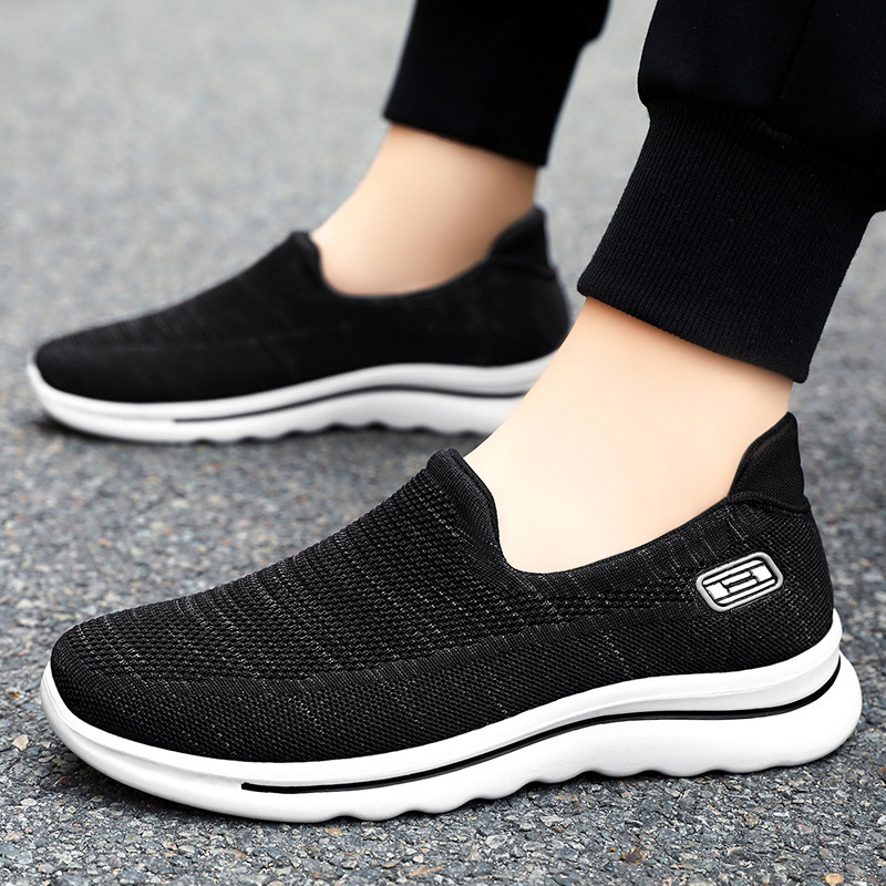 Shoes men's new slip-on lazy shoes manufacturers wholesale comfortable soft bottom middle-aged and elderly dad shoes casual walking shoes