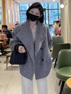 ���ɴ����¿���2024ë�ش�������С���ӱ����ɫ�ﶬë�����׺�ɫ