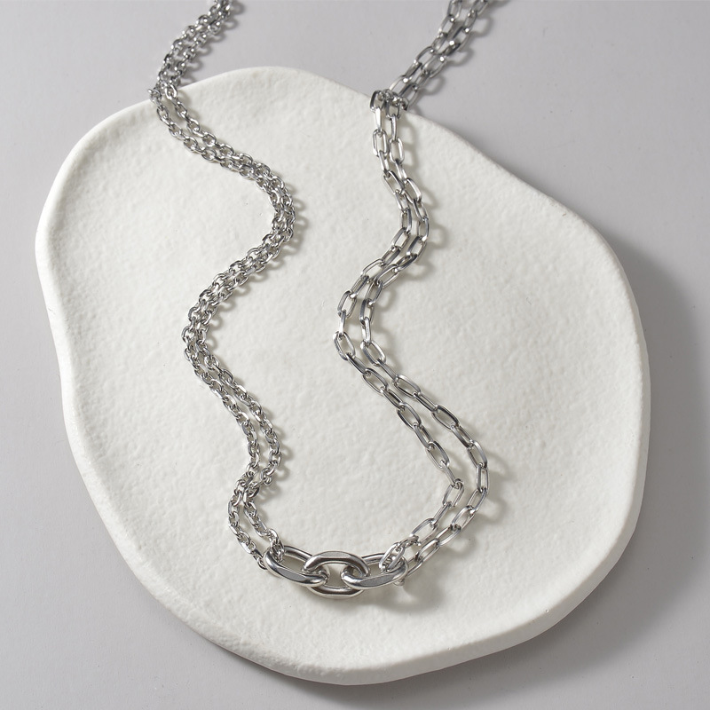 Stylish Necklace Image 3