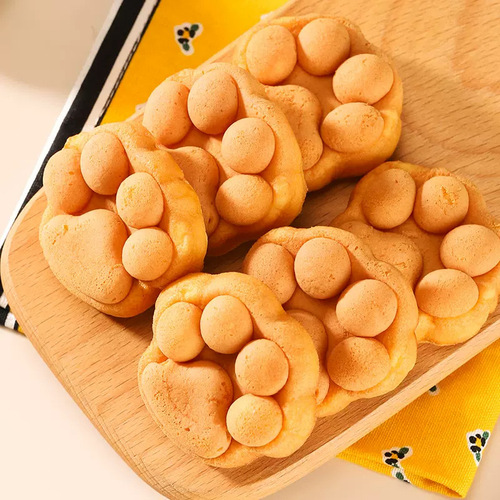 Whole box wholesale bread breakfast snacks pastry food bear paws waffles egg rolls