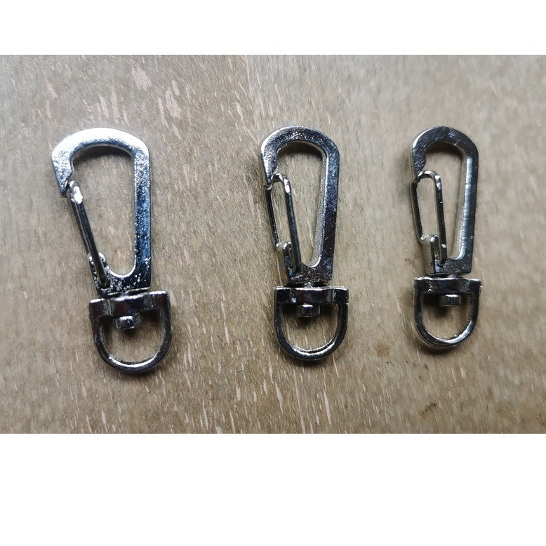 怡美工厂优惠批发饰品配件用狗锌合金钥匙链扣箱包扣，量大价优