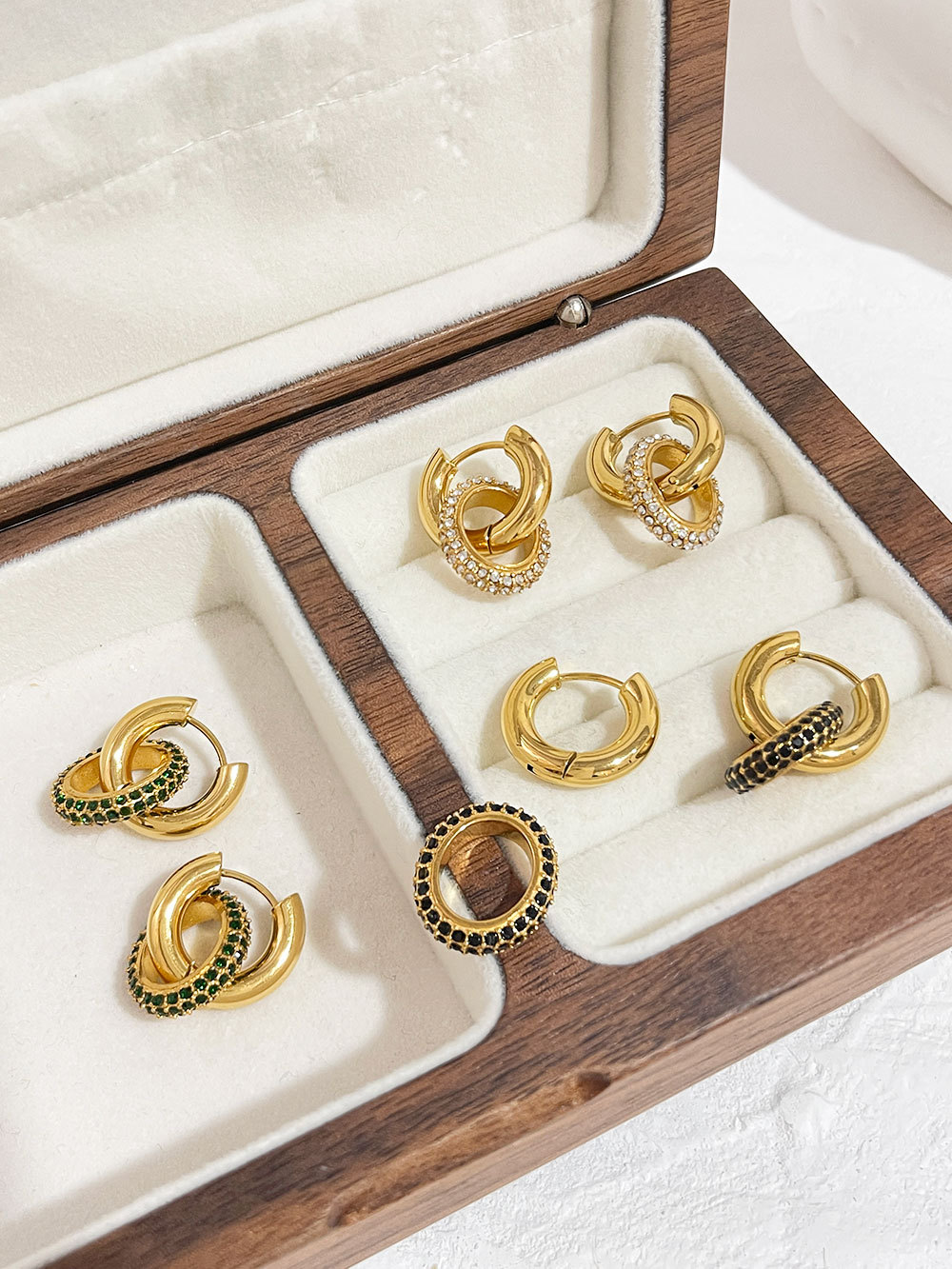 15g Weight 0.03µm-0.05µm Gold Plating Thickness Earrings Event & Party Supplies PVD Coated Gold Plating Process PVD Coated Real Gold Plated 18K Gold Circle 304 Stainless Steel Fashion Waterproof Non Tarnish Drop Earrings
