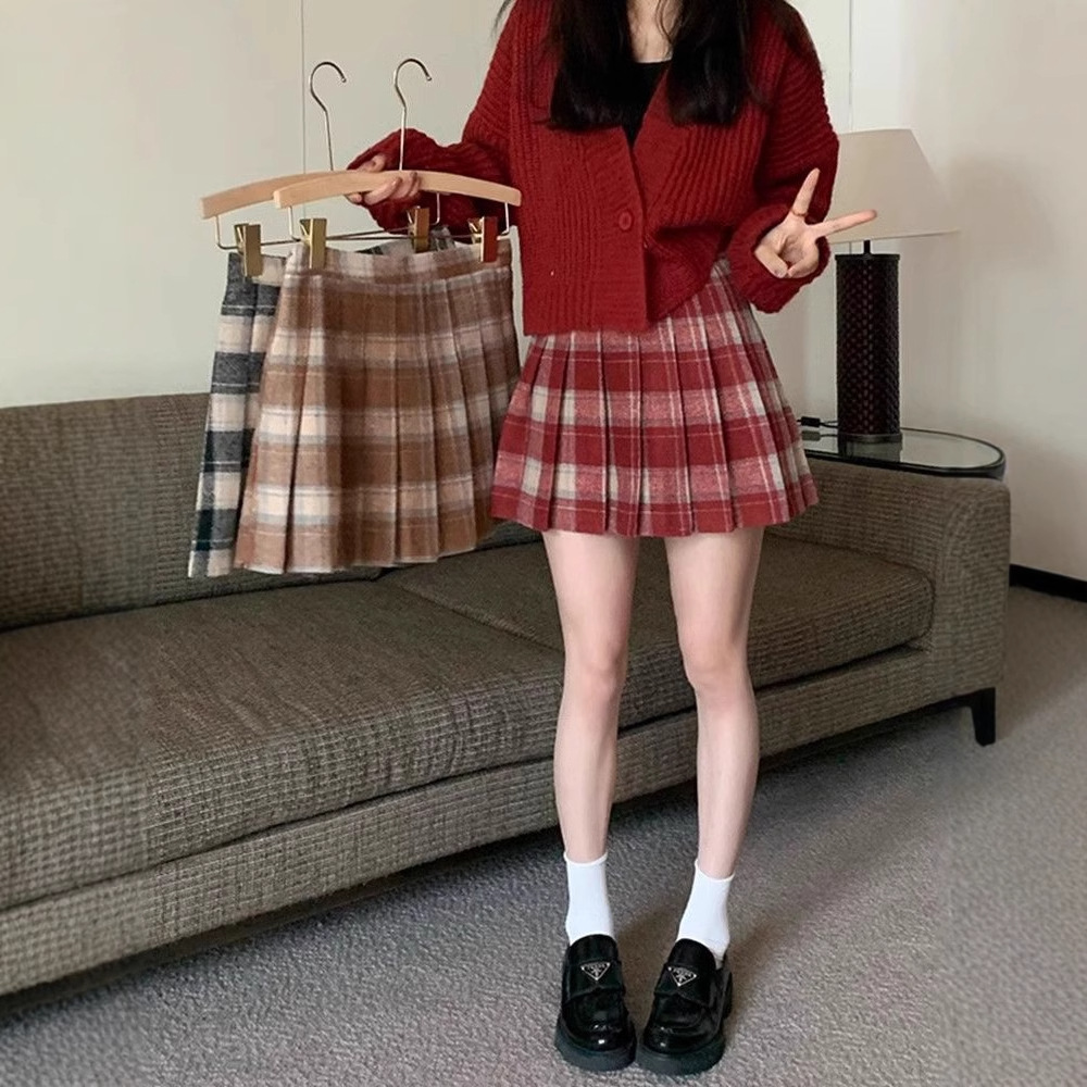 复古毛呢裙格子A字裙秋冬新款大码美式气质短裙红色字半身裙女