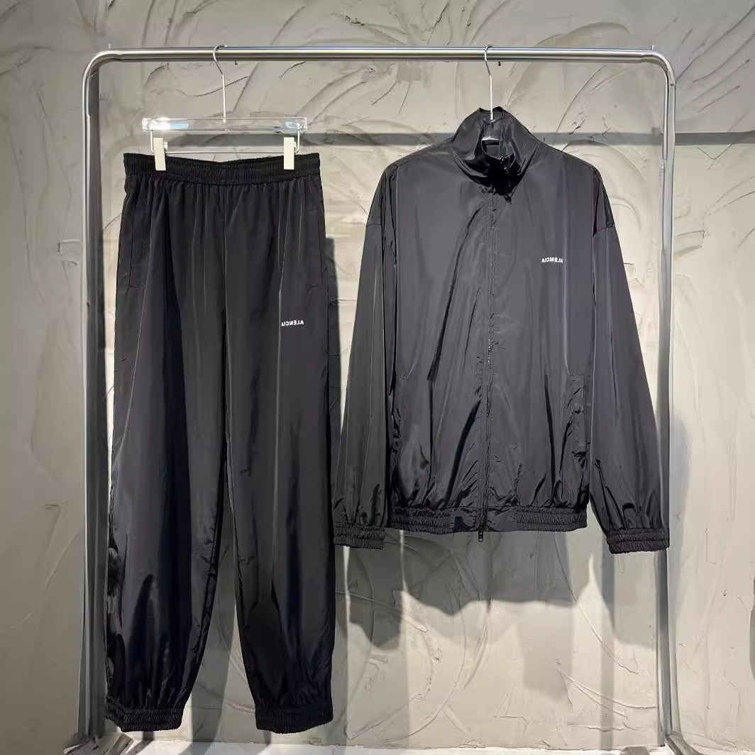 24ss 높은 버전 B 홈 봄 새로운 남자와 여자의 커플 거울 반사 편지 캐주얼 스포츠 세트