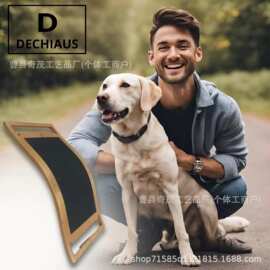 木质狗狗磨爪器家用室内宠物狗抓板S型狗狗修脚器刮板实木狗玩具