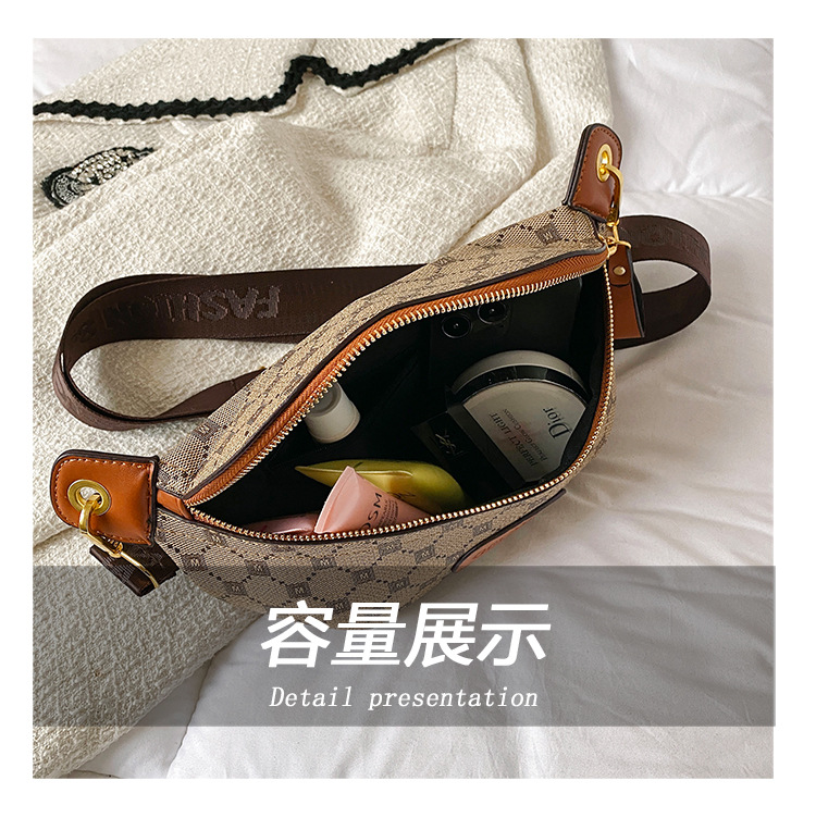 Advanced feeling for women 2022 new fashion large capacity casual crossbody versatile printed women's chest bag_voghion.com