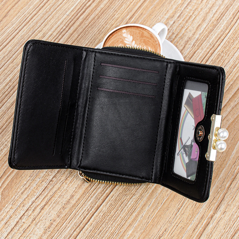 Women's Solid Color Pu Leather Flip Cover Wallets display picture 6