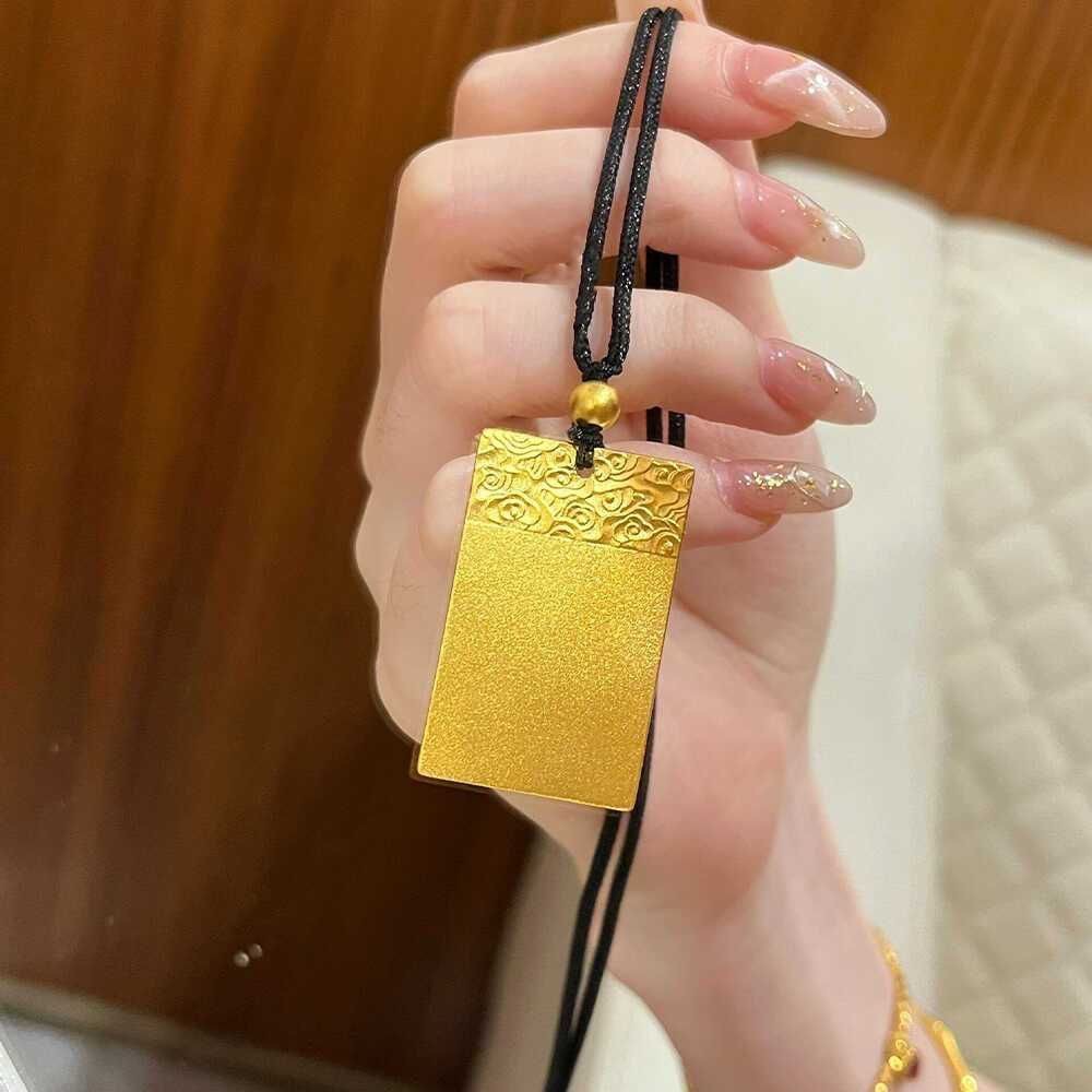 Ping An simple colgante de tarjeta de oro Xiangyun colgante para hombres y mujeres