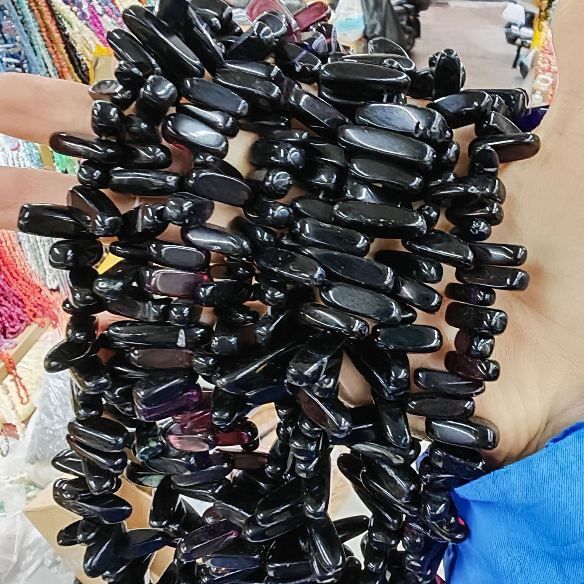 Piedra natural cristal natural piedra triturada sin forma tres o siete cabezas cuentas sueltas productos semiacabados joyas de bricolaje accesorios de cuentas al por mayor