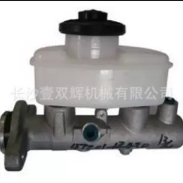 OEM  47201-12430  4720112430制动总泵丰-田
