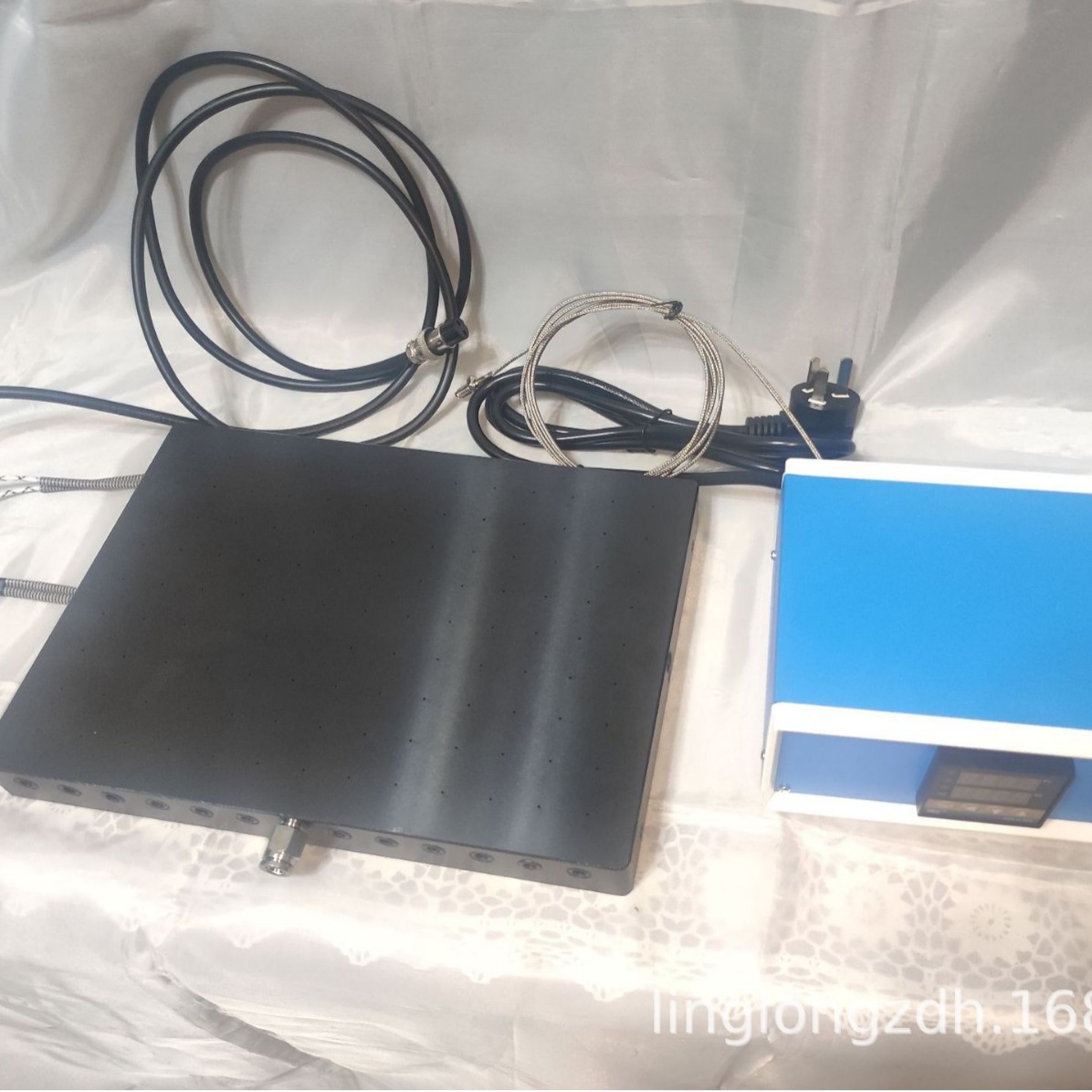 �ṩ���ƽ̨,�������ƽ̨����չ���̨����1