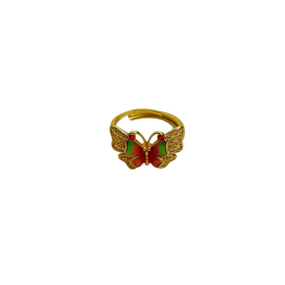 Funkelnder Ring für Damen, mit romantischem Flair gefertigt. Elegant und komfortabel, entworfen, um Ihren Charme zu unterstreichen. Ein dezentes und dennoch atemberaubendes Schmuckstück für Verabredungen._voghion.com
