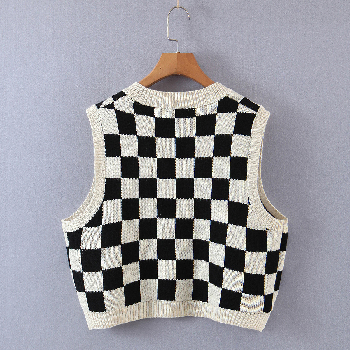 Black & White Checkerboard Knitted Vest NSBRF101669