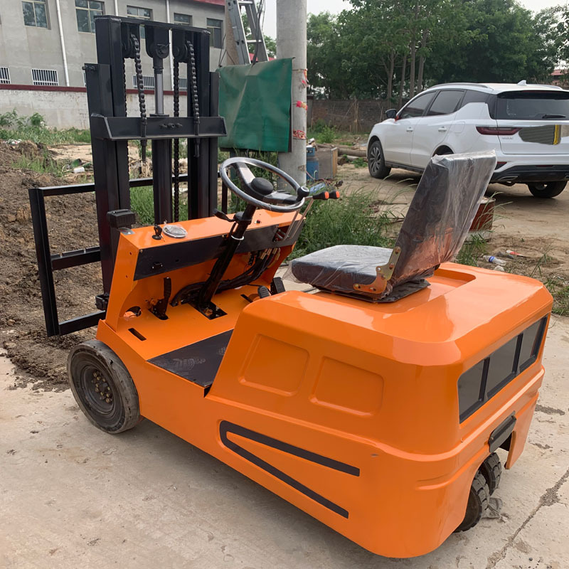 Montacargas pequeño, apilador eléctrico de cuatro ruedas, montacargas hidráulico para carga y descarga, cargador de servicio pesado, vehículo de transporte.