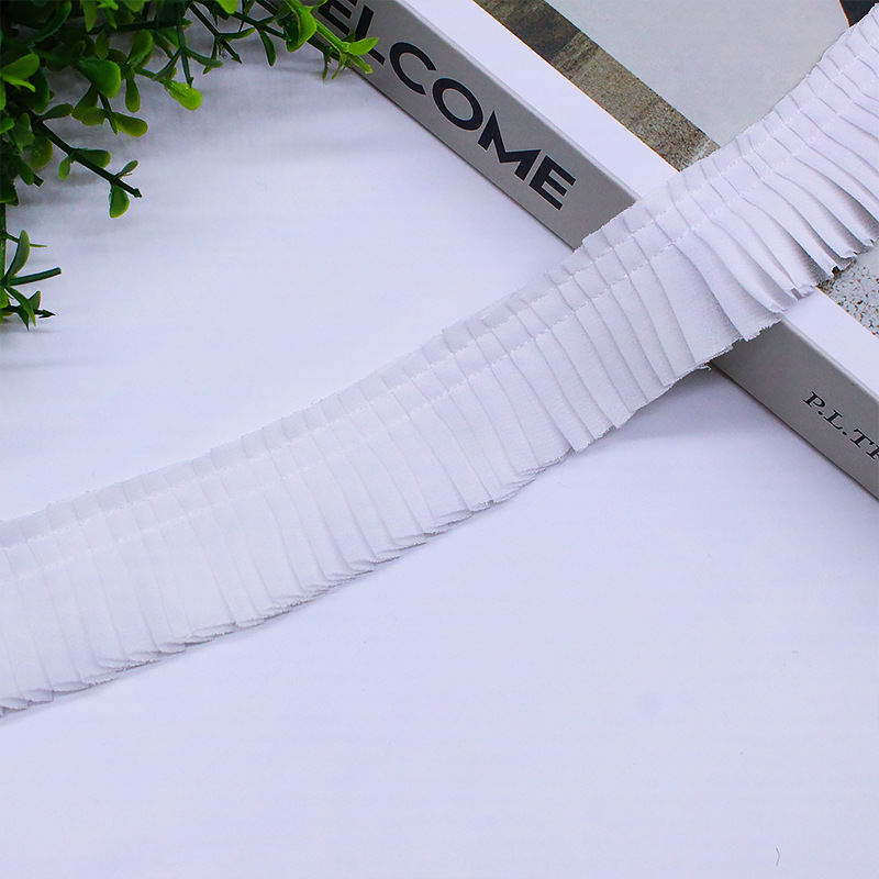 3.5���ֺڰװ���ѩ�Ļ���ȹ������°�ѹ��ľ���߻��߸���