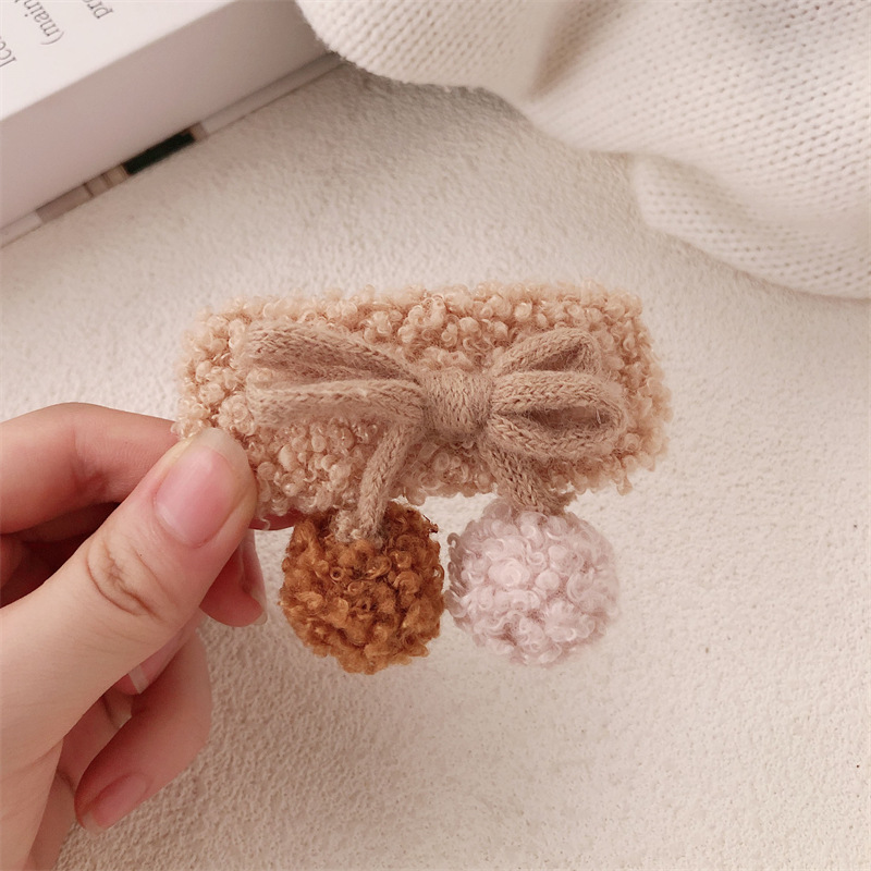 Diario de color ~ otoño y invierno arco pelusa pinzas de cabello para mujeres adorables lateral frises pinzas de cabello BB bola de cabello