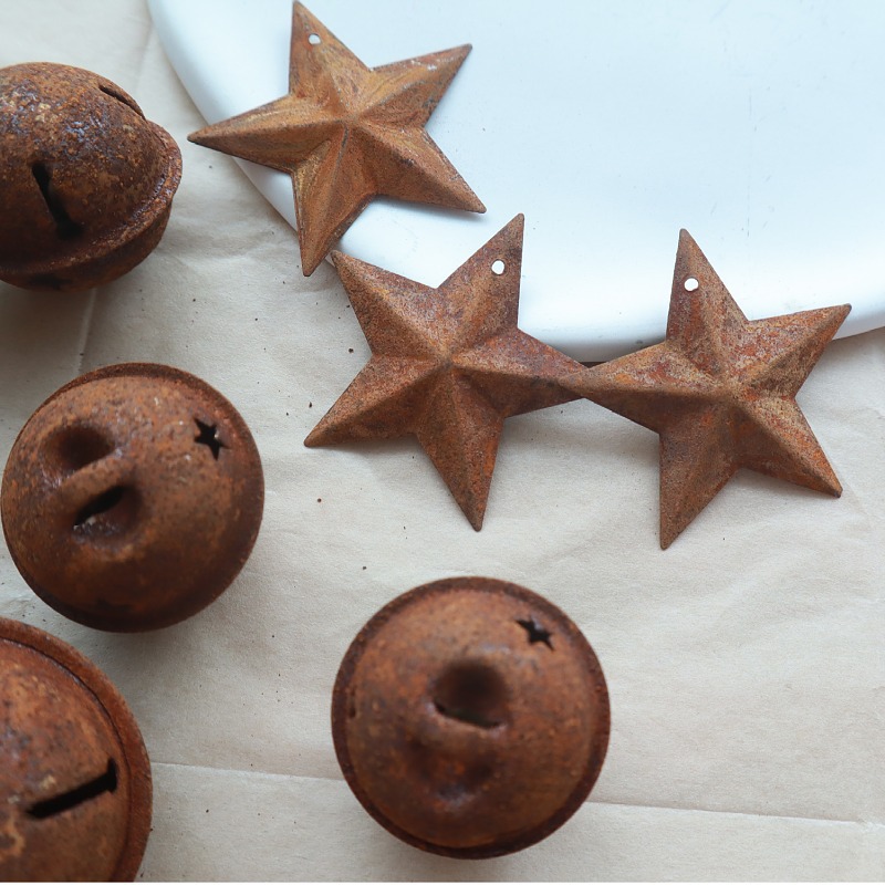 Christmas metal as an old five -star bell retro decorative pendant…