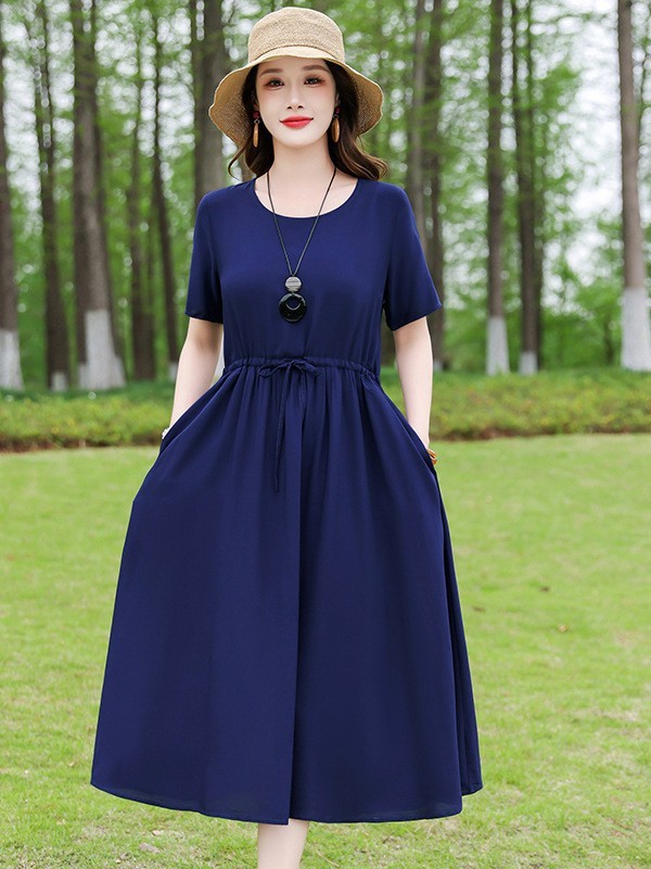 お母さんの端正な大気の夏服の新型の純色の綿のワンピースの中の長い高級な気質は腰を収めてやせているスカートを現します。|undefined