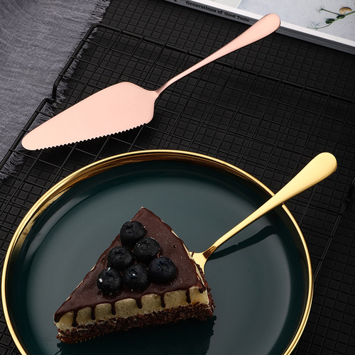 1010 Stainless Steel Triangle Tooth Cake Spatula Triangle Pizza Spatula Bread Spatula Baking Tool Specialty Knife