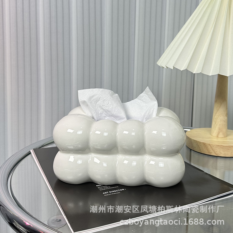 Ins陶磁器のティッシュの箱の置物の家庭の客間のお茶のいくつかの軽い豪華な高級ネットの赤い2023の新型の装飾は紙箱を引き出します。