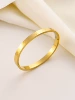 Golden five-leaf petals