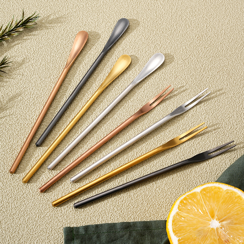 Cuchara de acero inoxidable con mango largo para café y miel_voghion.com