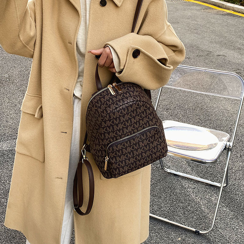 Mochila para mujer 2024 nueva moda estilo coreano versátil para estudiantes, mochila escolar sencilla, moderna, informal, de gran capacidad, para viaje.