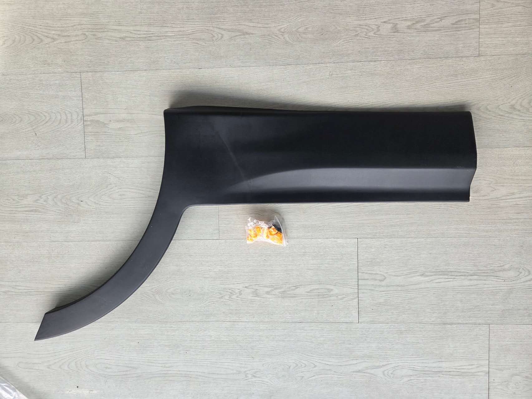 Suitable for Hyundai 87741-2W000/87742-2W000/Rear Door Guard/Rear Door Anti-Collision Plate