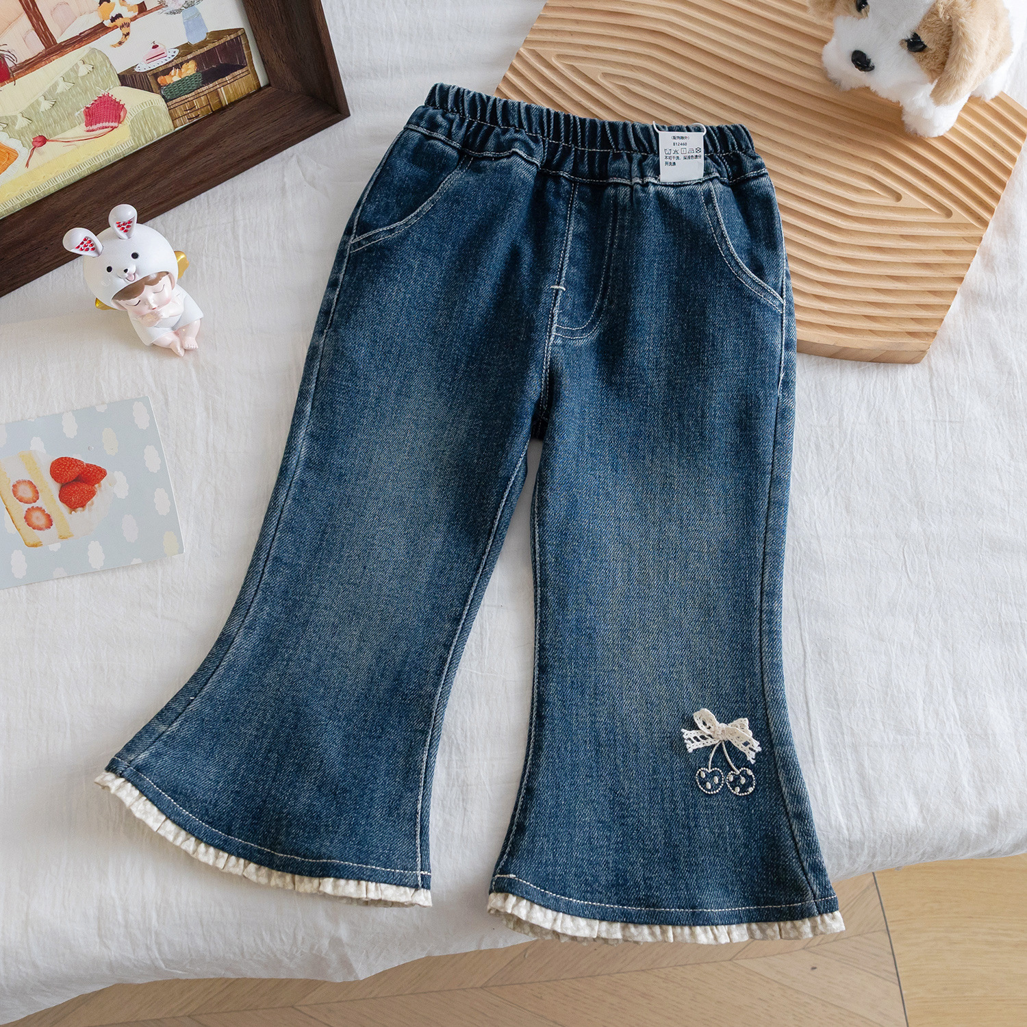 Girls' Fashionable Versatile Bell-Bottom Pants, New Spring and Autumn Trendy Casual Long Pants for Baby Girls, Korean Style Trendy Jeans