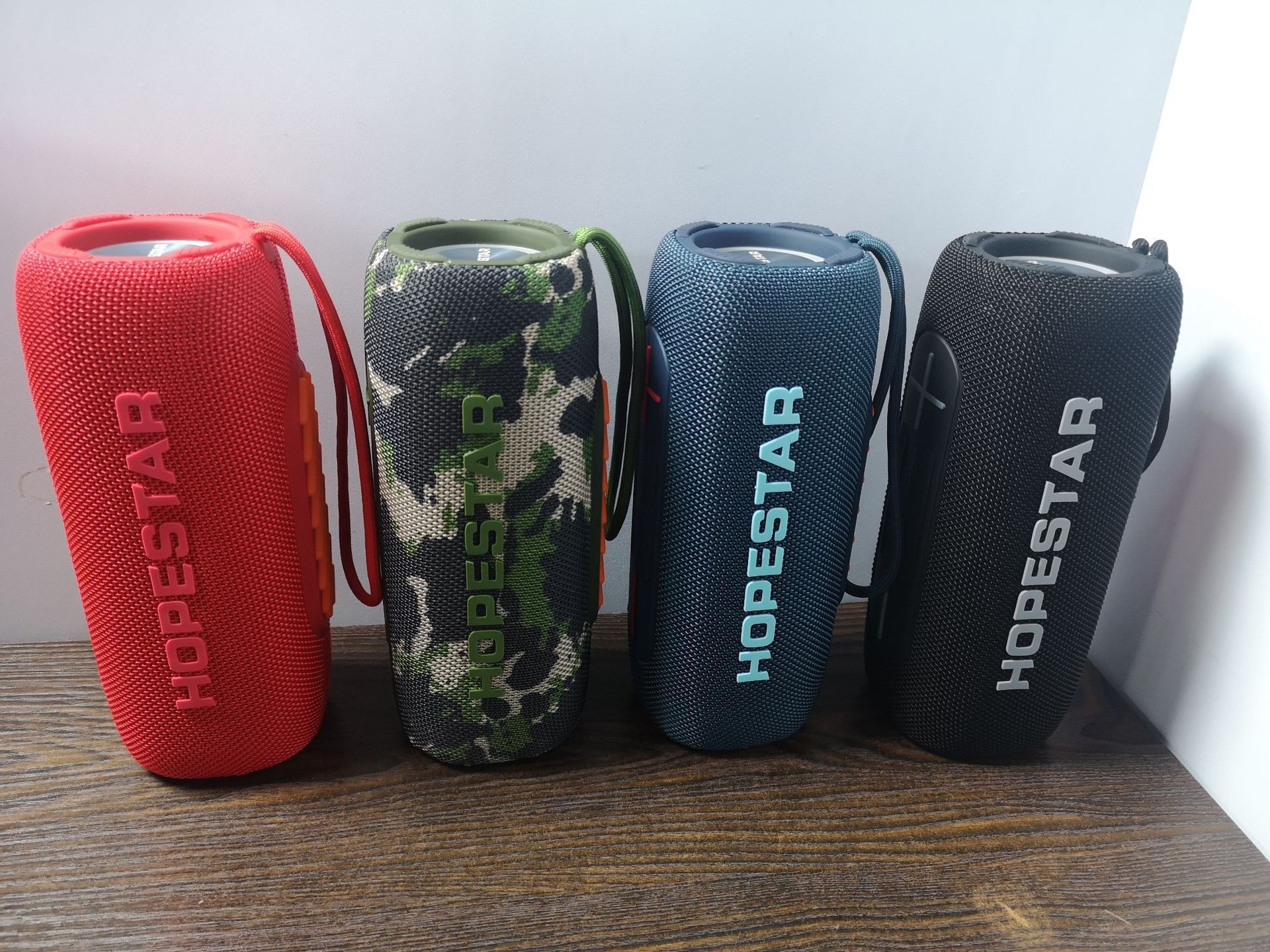 P32 portable wireless Bluetooth speaker high-power large war drum outdoor USB player IPX6 card audio