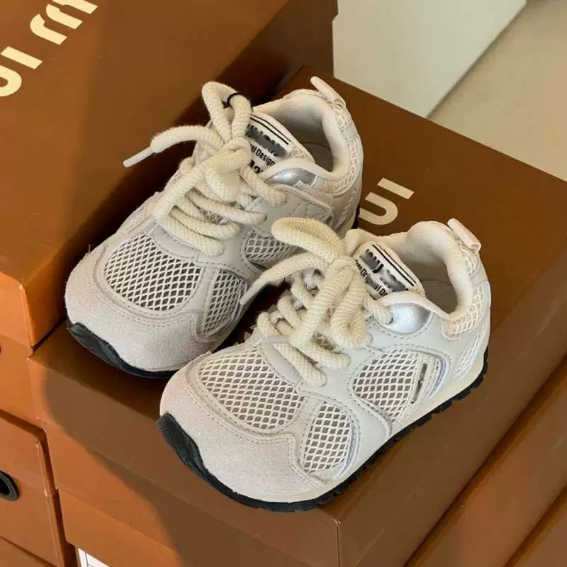 Детская спортивная обувь, новые весенне-осенние кроссовки для морального тренинга с защитой от ударов для мужчин и женщин, учащихся начальной и средней школы, универсальные белые туфли.