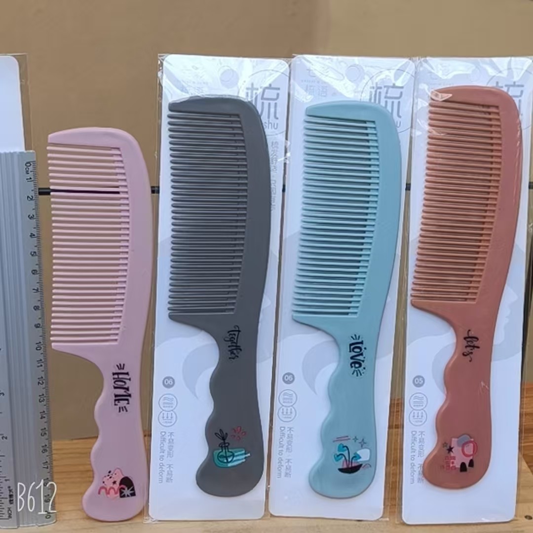 Bonito peine de peinado color macarrón con cojín de aire para masaje, adecuado para uso doméstico y dormitorios estudiantiles, cepillo de pelo de plástico suave con cojín de aire.