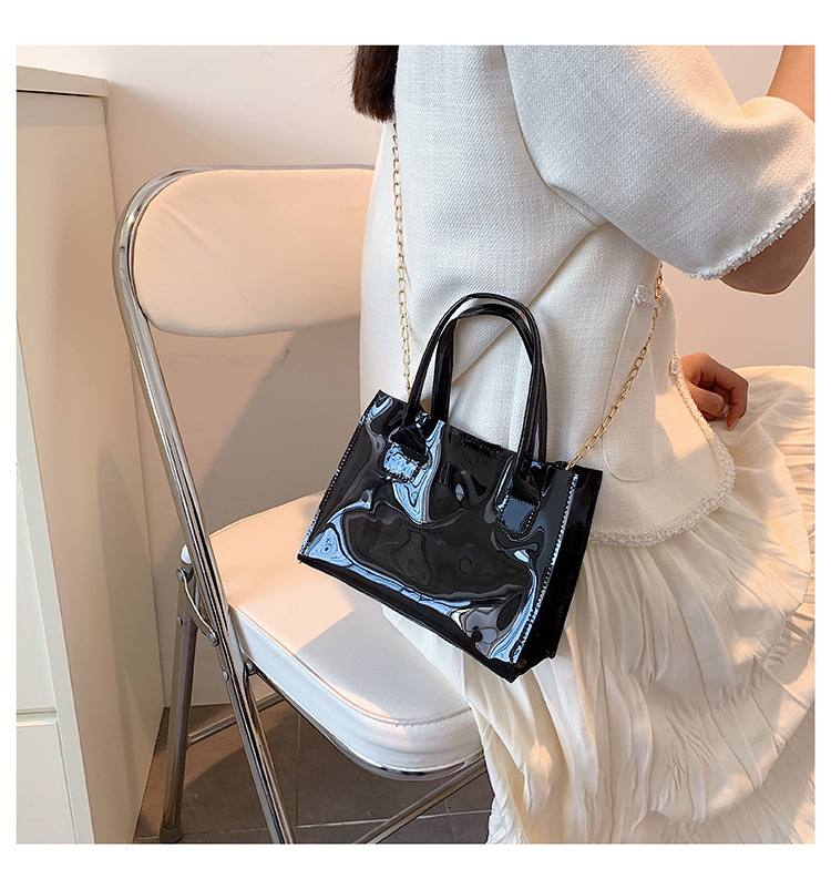 Small Handbag Spring New Fashion Transparent Jelly Pack Casual Shoulder Pvc Bag display picture 6