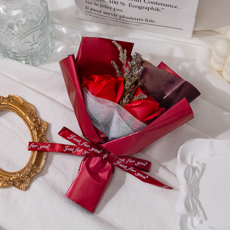 gran ramo rojo; accesorios
