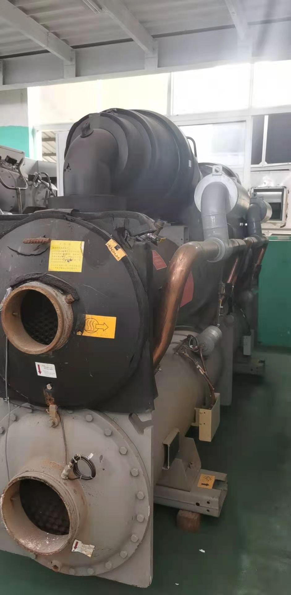 潍坊市青州市出售与出租开利螺杆机及配件 30HXC400B 1392kw