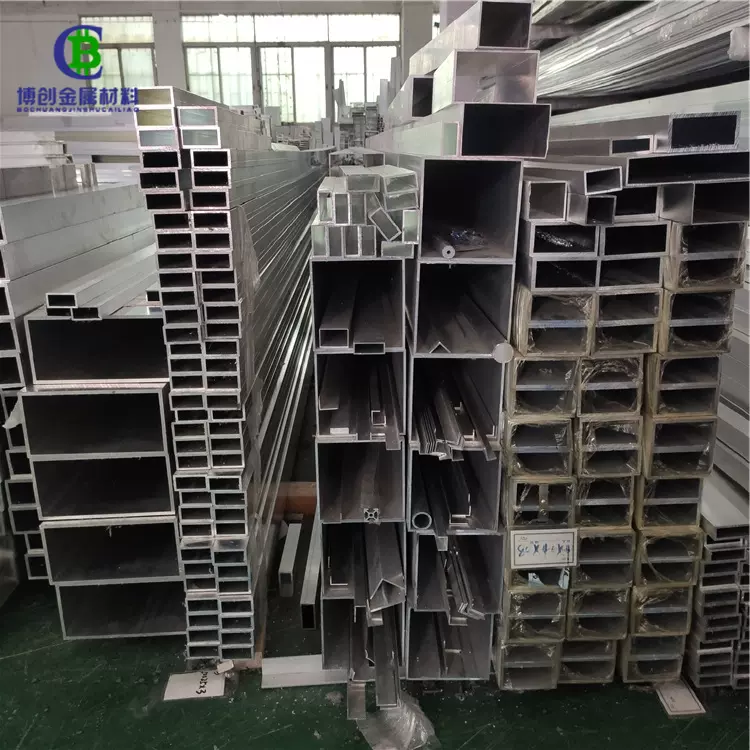 散切铝方管6063矩形管黑色氧化喷砂钻孔加工铝合金型材铝方通批发