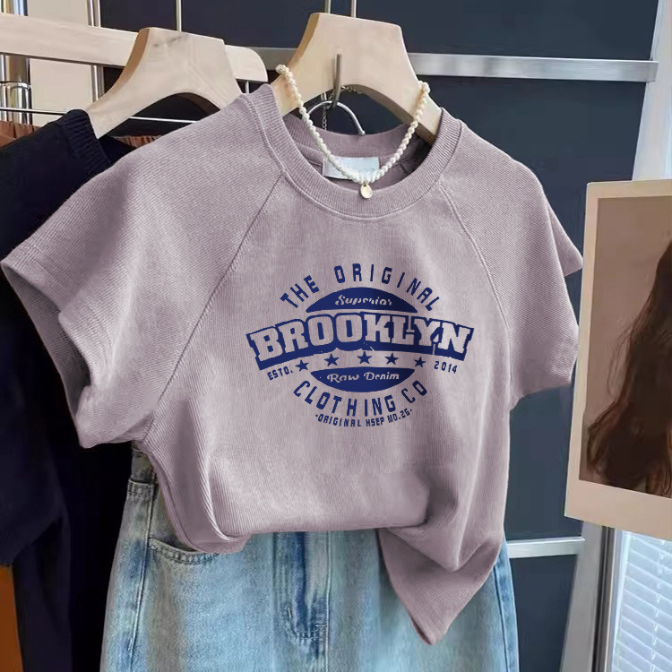 Loose Short-Sleeve T-Shirt with Small Flying Sleeves for Women, Summer 2026 Design, American Retro Print, Raglan Sleeve Top