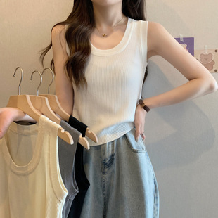Plus-Size Pure White Wide-Strap Camisole for Women, New Style with Ribbed Knit, Sleeveless Top A4702