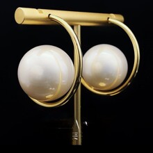 ����ֱ������������~�Ͻ������߼��ж��h��ʽ�����F������